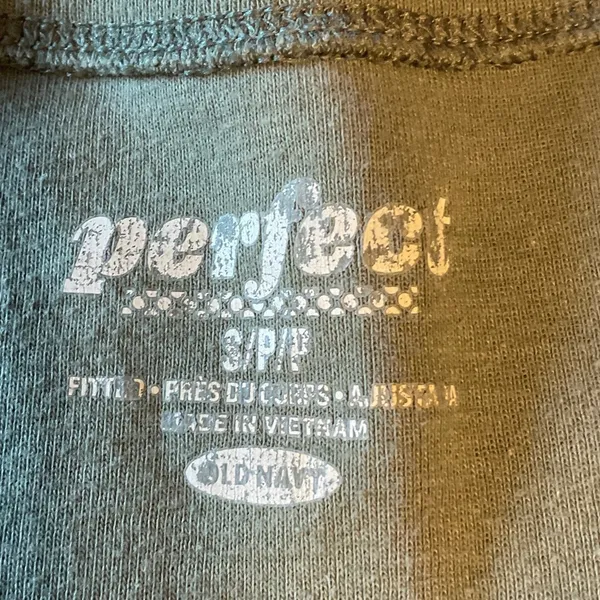 Old Navy Olive Short Sleeve Tee - Image 5