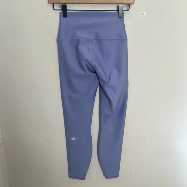 ALO YOGA- 7/8 High-Waist Airlift Legging Lilac Blue Size XXS - Image 4