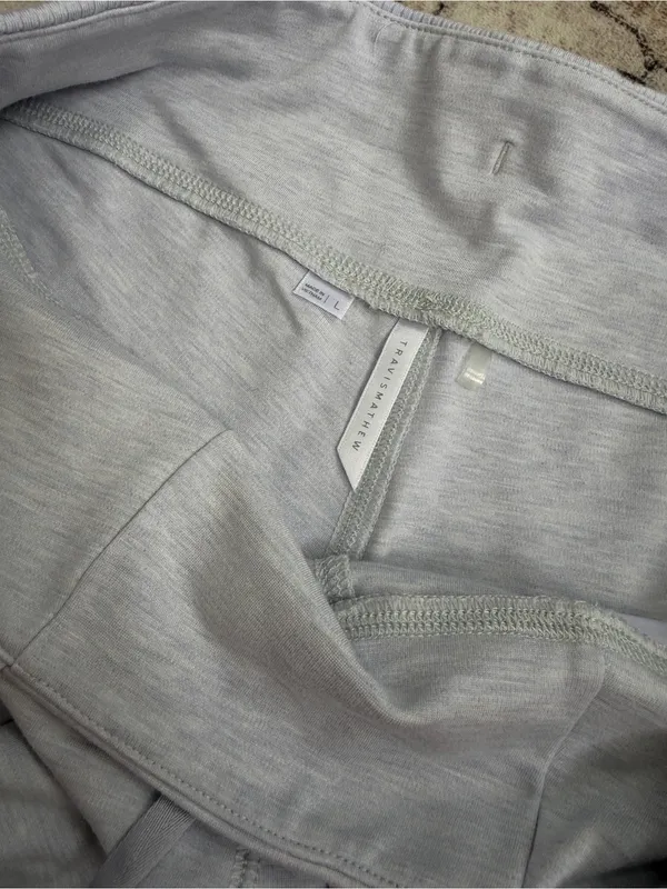 Travis Mathew High-Rise Rib Waist Drawstring Biker Shorts - Image 7