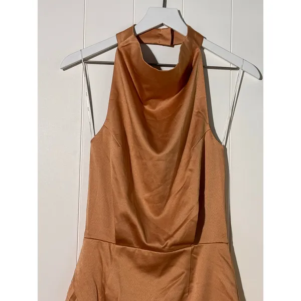Elliatt Camo Champagne Satin Mockneck Draped Dress Tulip Hem New with Flaw - Image 7