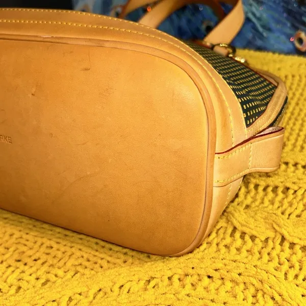 Dooney & Bourke Vintage Leather Satchel Handbag - Image 11