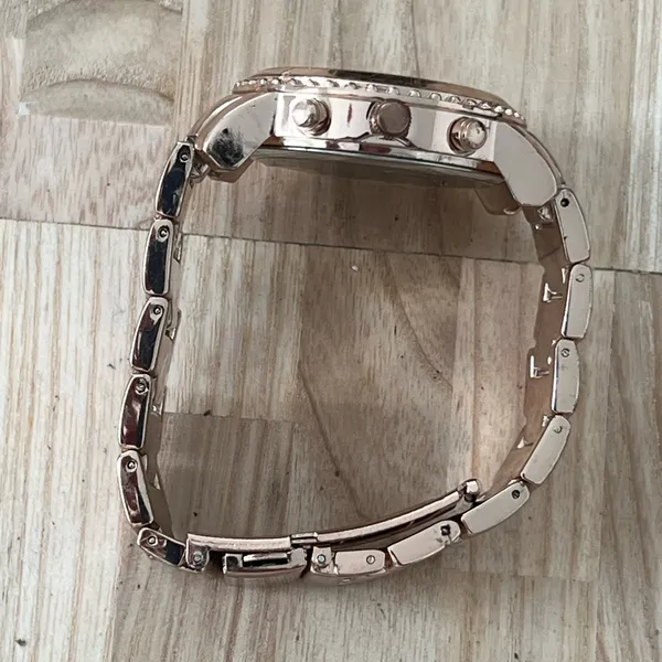 Fashion Watch Charming Charlie Brand Rose-Gold Dial Bracelet - Image 6