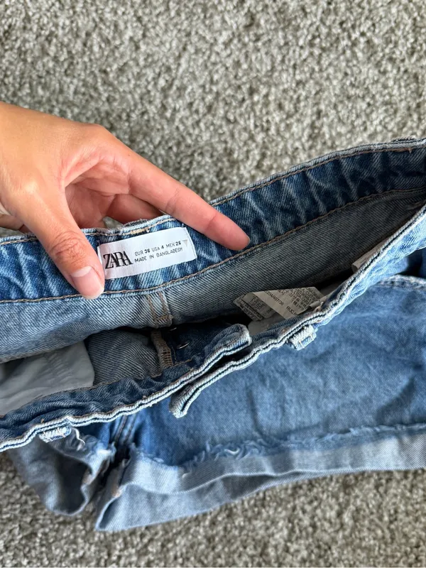 Zara Classic Blue Denim Folded Hem Shorts - Image 3