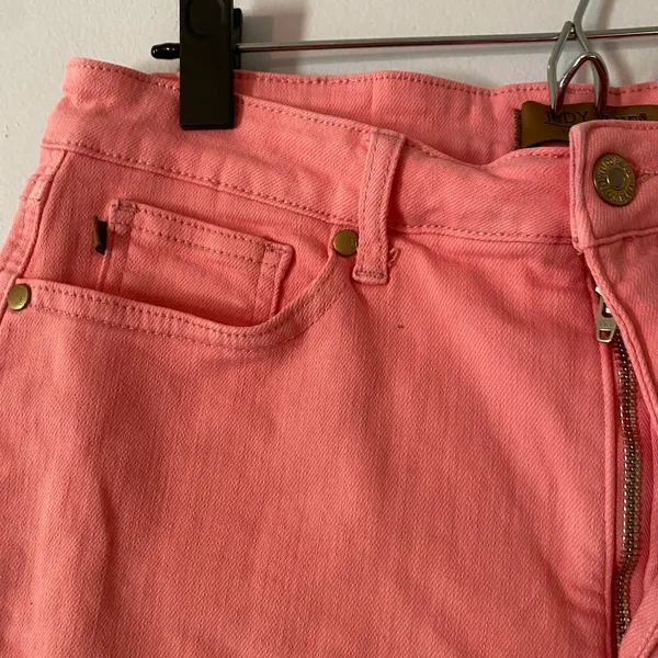Judy Blue Hot Pink Garment Dyed Frayed Straight Leg Jeans Cropped Women 15 / 32 - Image 3