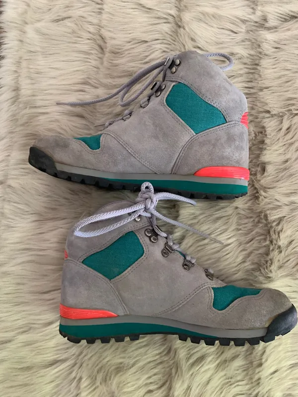 Vintage Women's Merrell LAZER Leather Waterproof Winter Hiking Boots 7.5 - Image 2