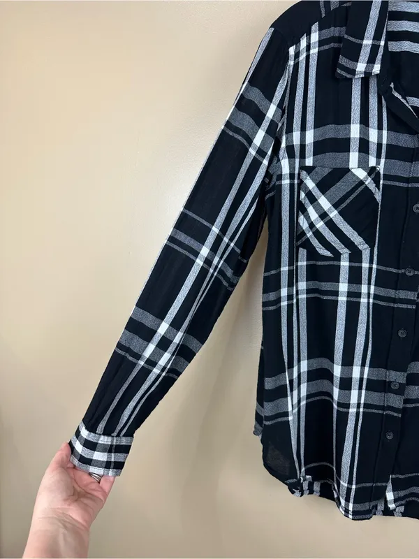 Lucky Brand Womens Black Plaid Button Front Blouse Black White Gray M Y2K Grunge - Image 4