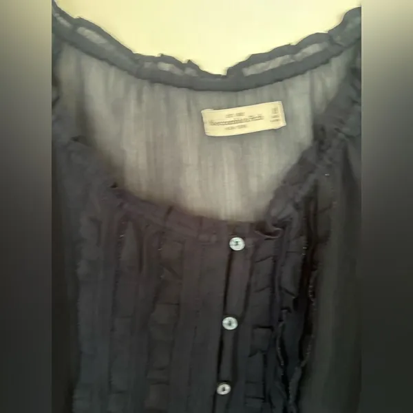 Abercrombie & Fitch Sheer Ruffle Button Blouse Size XS Navy - Image 11
