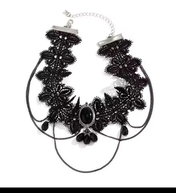 Elegant Black Lace Choker Necklace - Image 4
