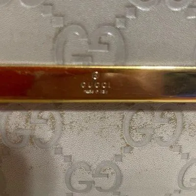 Gucci Embossed  Leather Compact Wallet - Image 2