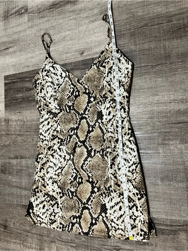 SUPERDOWN Marie Deep V Mini Dress in Snake Print - Image 7