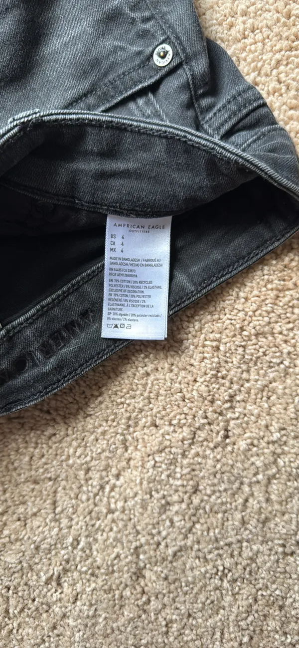 American Eagle Jean Shorts - Image 3