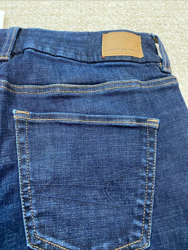 American Eagle Outfitters Dark Blue High-Rise Flare Jeans Size 4 - Image 15