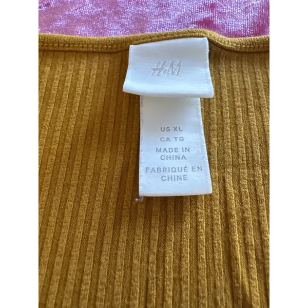 H&M Women's Shirt Camel Beige Tan Brown XL Button Down Comfy Cozy - Image 2