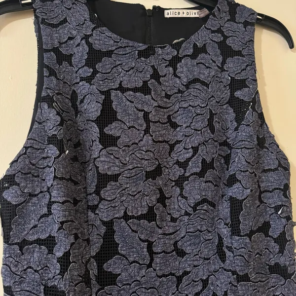 Alice + Olivia Fonda Sz 6 Black Blue Floral Lace Applique Sleeveless Dress - Image 4