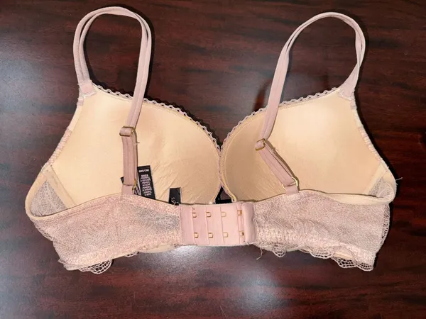 Victoria’s Secret Nude Colored with Lace Push Up Bra Size 36C - Image 4