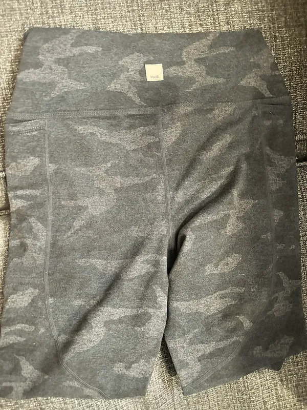 Vuori elevation grey camo full length leggings - Image 2