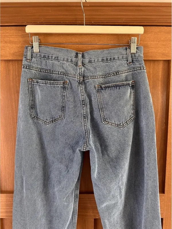 White Fox Boutique Mid Rise Straight Leg Relaxed Jeans Medium Wash Women Medium - Image 9