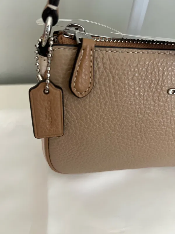 Coach Nolita 19 - Image 7