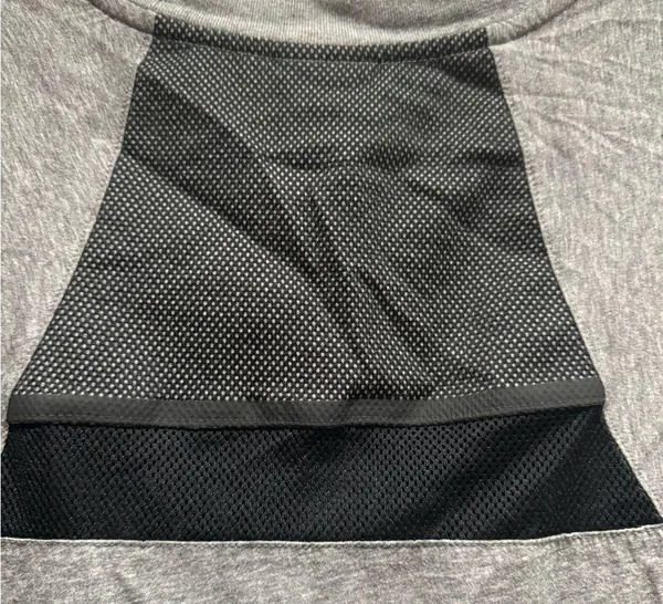 Nike gray top with mesh accents and drawstring bottom hem size XL - Image 7