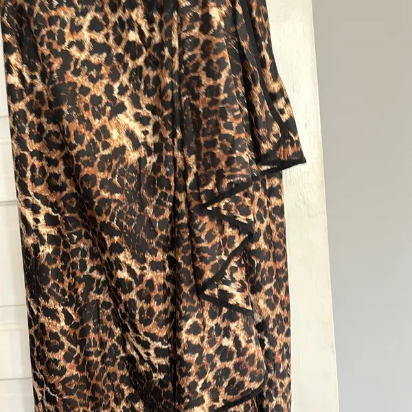 Venus Leopard Print Maxi Skirt - Image 3