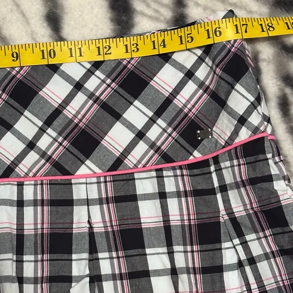 DKNY Y2K Black, White, Pink Plaid Pleated Mini Skater Skirt - Image 5