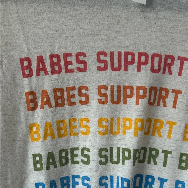Babes Support Babes Graphic Tee Gray Size L - Image 5