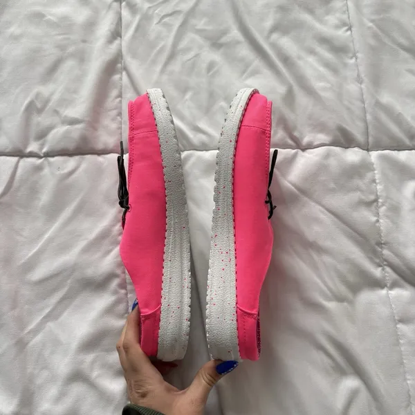 Hey Dude Shoes Womens W8 Wendy Slip On Stretch Canvas Neon Pink Summer‎ Outdoor - Image 2