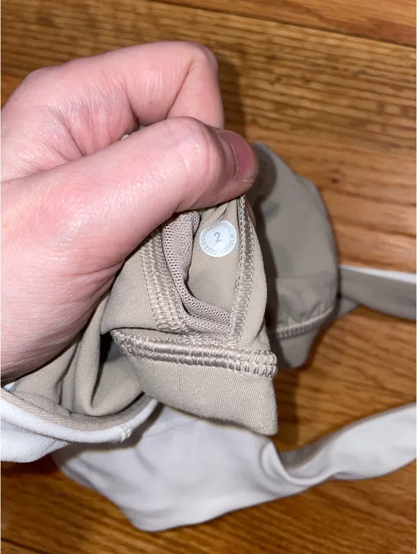 Lululemon white align tank top - Image 4