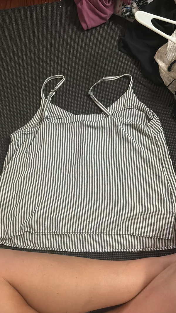 Old Navy Tank Top - Image 2
