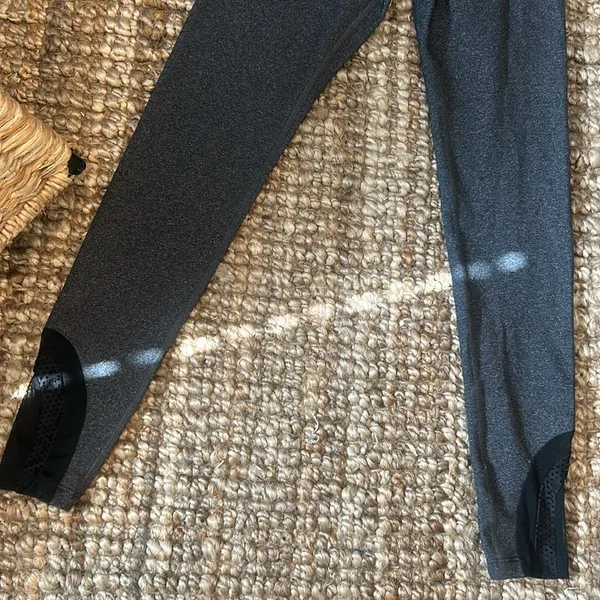 Beyond Yoga Grey High Waisted Yoga Leggings - Image 3