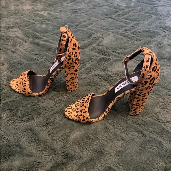Steve Madden calf hair leopard print heels - Image 3