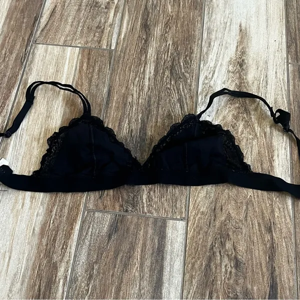 Pink Victoria's Secret black lace bralette - Image 2