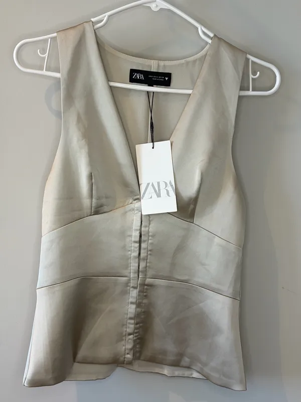 NWT Zara Champagne Satin V Neck Corset Top Peplum Hem. Size Small - Image 2