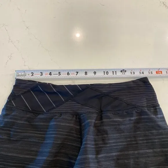 Lululemon Run‎ Speed Short Black and Gray Size 6 - Image 6