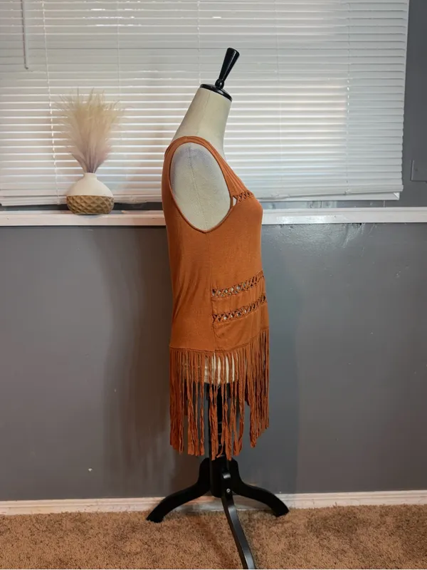 Rock & Republic Rust Fringe Tank Top Boho Festival Western Sleeveless Size L - Image 5