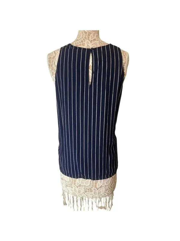 Old Navy Women's XL Blue Striped Sleeveless Tank Top Casual Summer - Image 2
