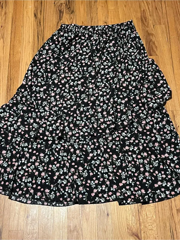 BTFBM Floral Tiered Asymmetrical Midi Skirt | Size XL - Image 2