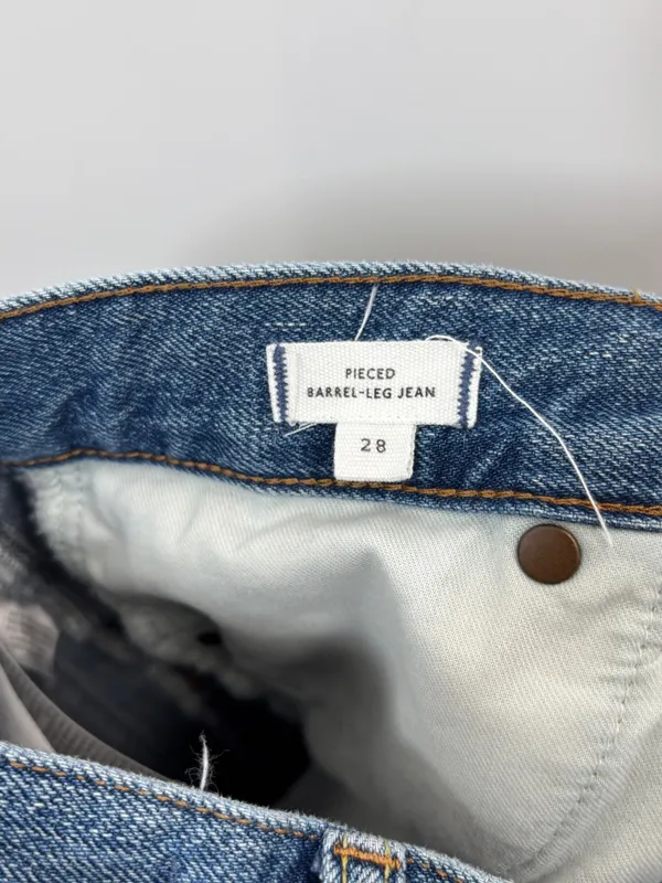 Madewell The Pieced Barrel-Leg Full-Length Jean in Mosby Wash - Image 5