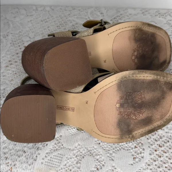 Vince Camuto Penina new tortilla leather stone tan cream block sandal heels sz 7 - Image 6