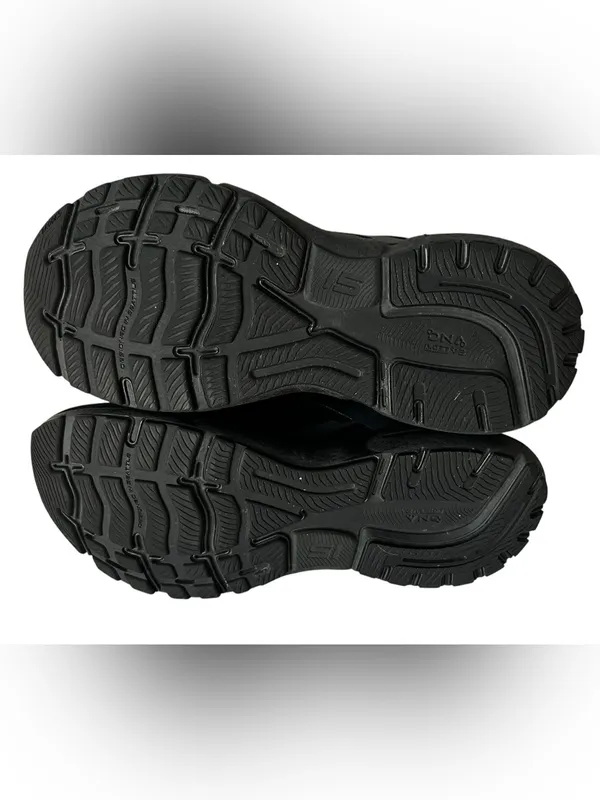 Brooks ghost 15 black running shoes 9 women’s - Image 10