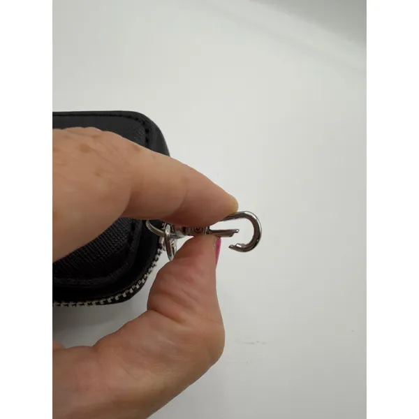 Guess Los Angeles Black Saffiano Mini Coin Purse Key Pouch Clip On‎ Accessory - Image 6