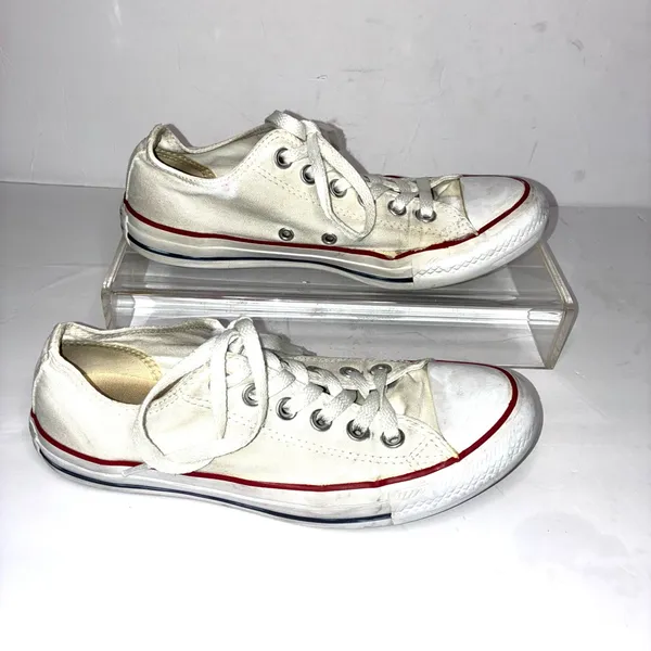 Converse Unisex White and Red Sneakers - Image 2