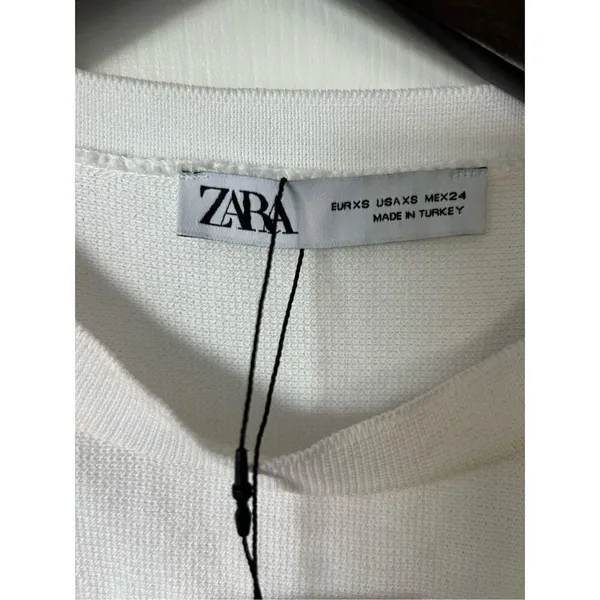 Zara white flared skirt size XS knitted - Image 3