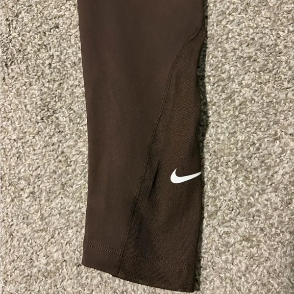Women’s Nike Size Medium Ankle Mesh Brown Leggings - Image 4