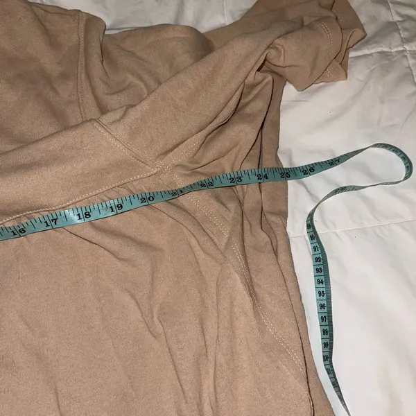 NWT Easel Soft Beige Top Size Large - Image 4