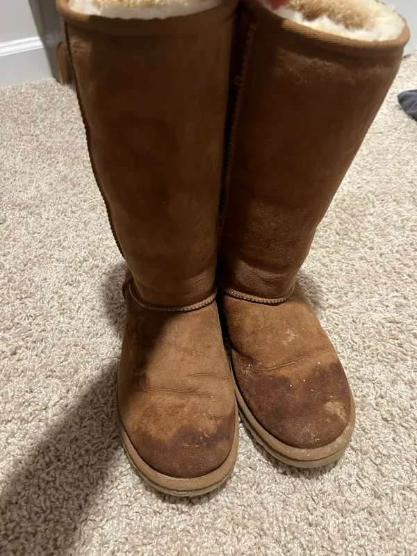UGG Boots - Image 2