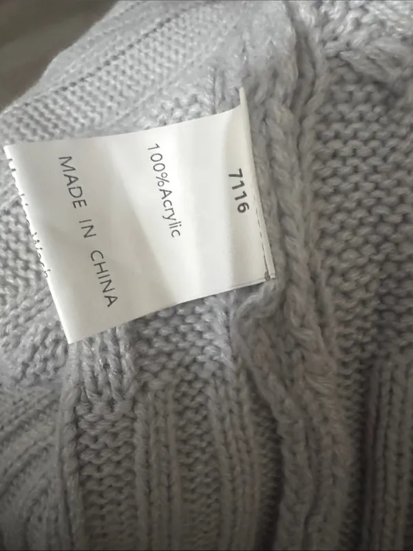 Women's Light Blue Cable-Knit Button Cardigan Sweater - Image 9