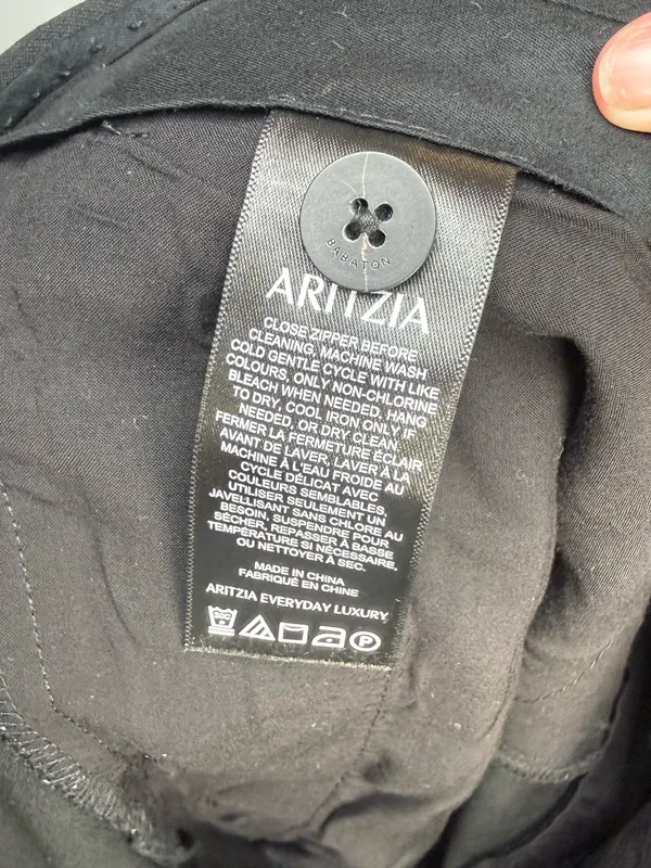 Babaton Aritzia Spotlight Cargo Pant 31" Size 8 - Image 7