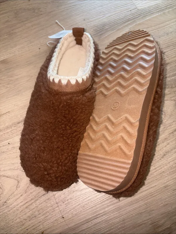 Auden Brown Fuzzy Sherpa-Lined Mules - Image 7