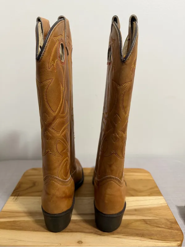 Texas Vintage Women's Low Heel Embroidered Boot Size 5.5 #267023 - Image 6